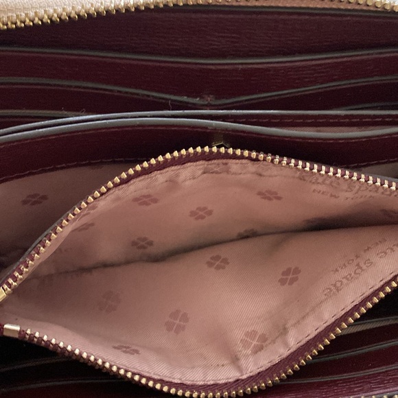 Kate Spade large gold metallic zip around wallet w/ cranberry and pink interior - Picture 10 of 16